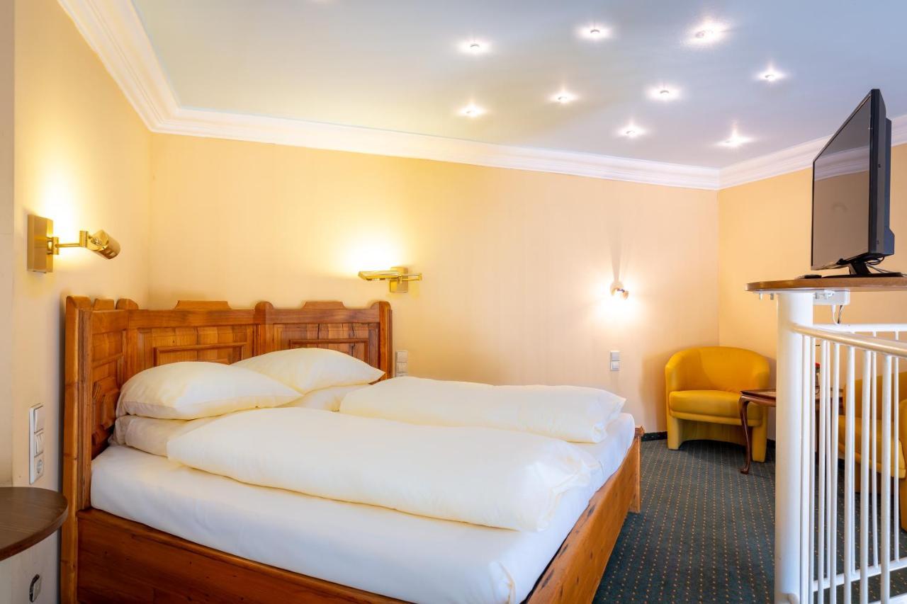 קרלסרוהה Allvitalis Traumhotel מראה חיצוני תמונה