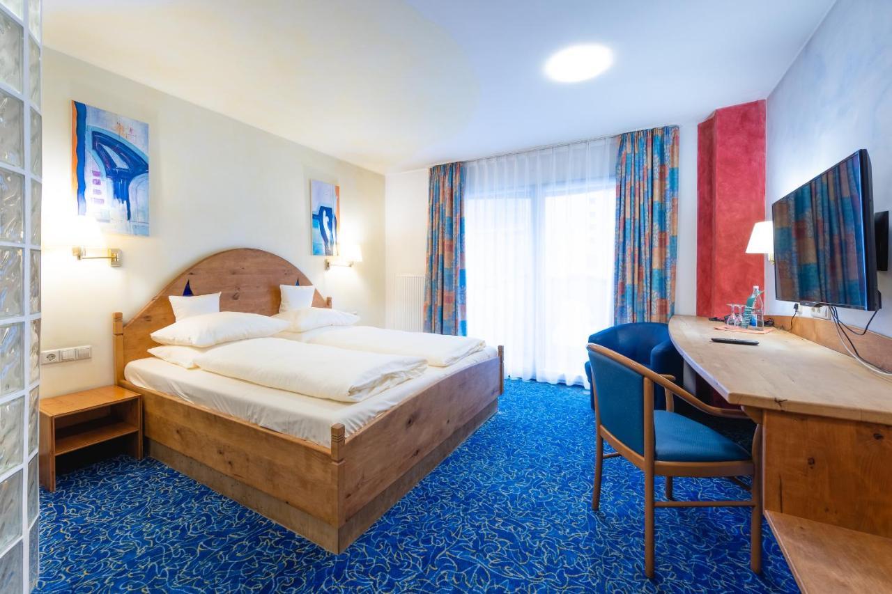 קרלסרוהה Allvitalis Traumhotel מראה חיצוני תמונה