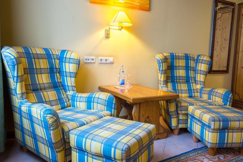 קרלסרוהה Allvitalis Traumhotel מראה חיצוני תמונה